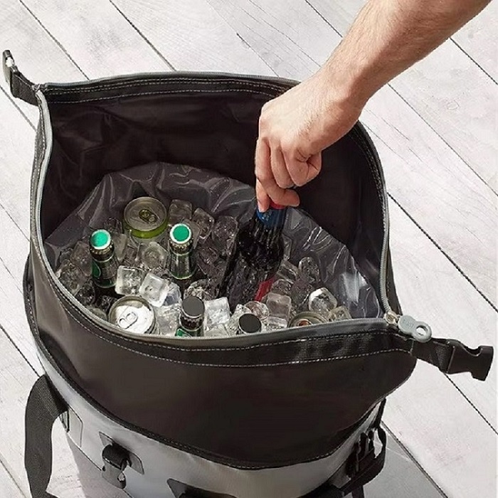 Hoe houdt een zachte koeltas spullen op een lage temperatuur?