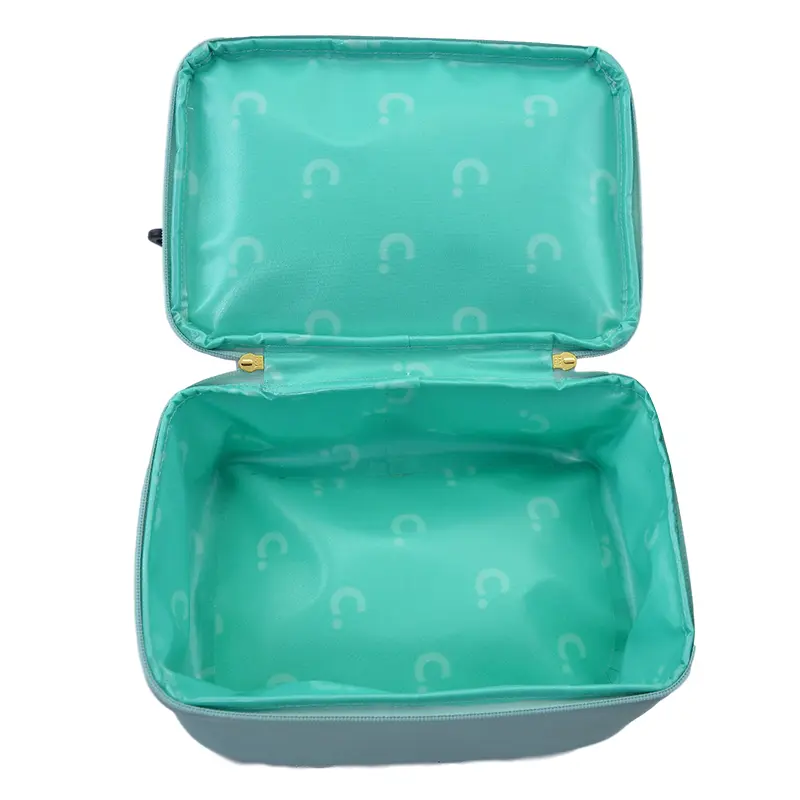 Geïsoleerde zachte reislunchtas